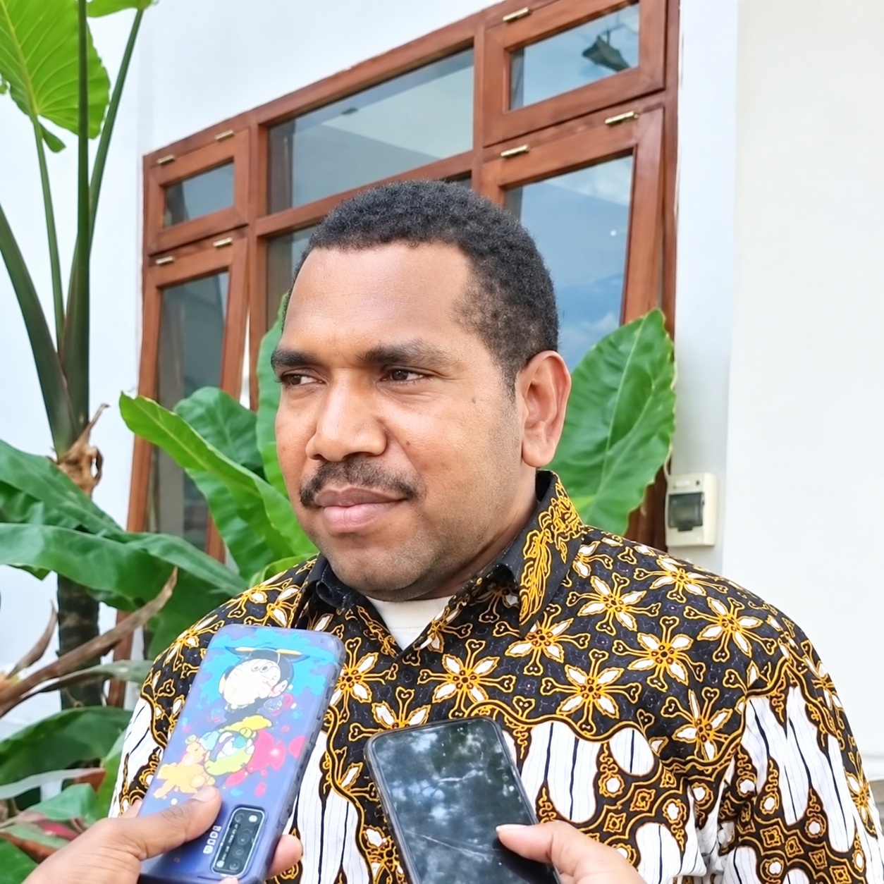 Agadonas Kasipmabin Peneliti Mudah Oksibil, saat menyampaikan tuntutan regulasi hak masyarakat adat Papua kepada pemerintah pusat. Sabtu (12/09/26).